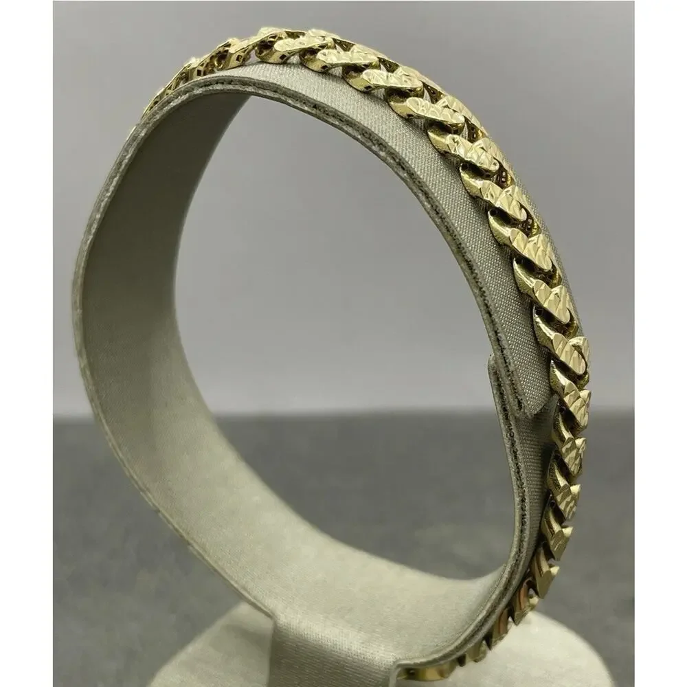 10K Yellow Gold Curb Link Diamond Cut Bracelet (22182)